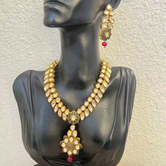 The Rajwada Blossom Kundan Set