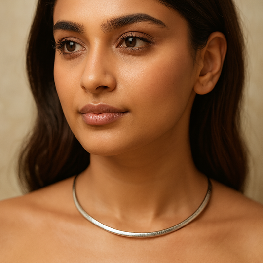 The Solis Flow Collar-Silver