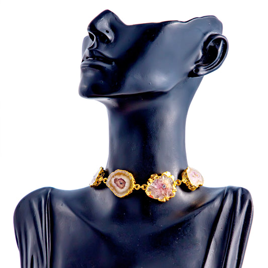 The Moonlit Dusk Necklace variables