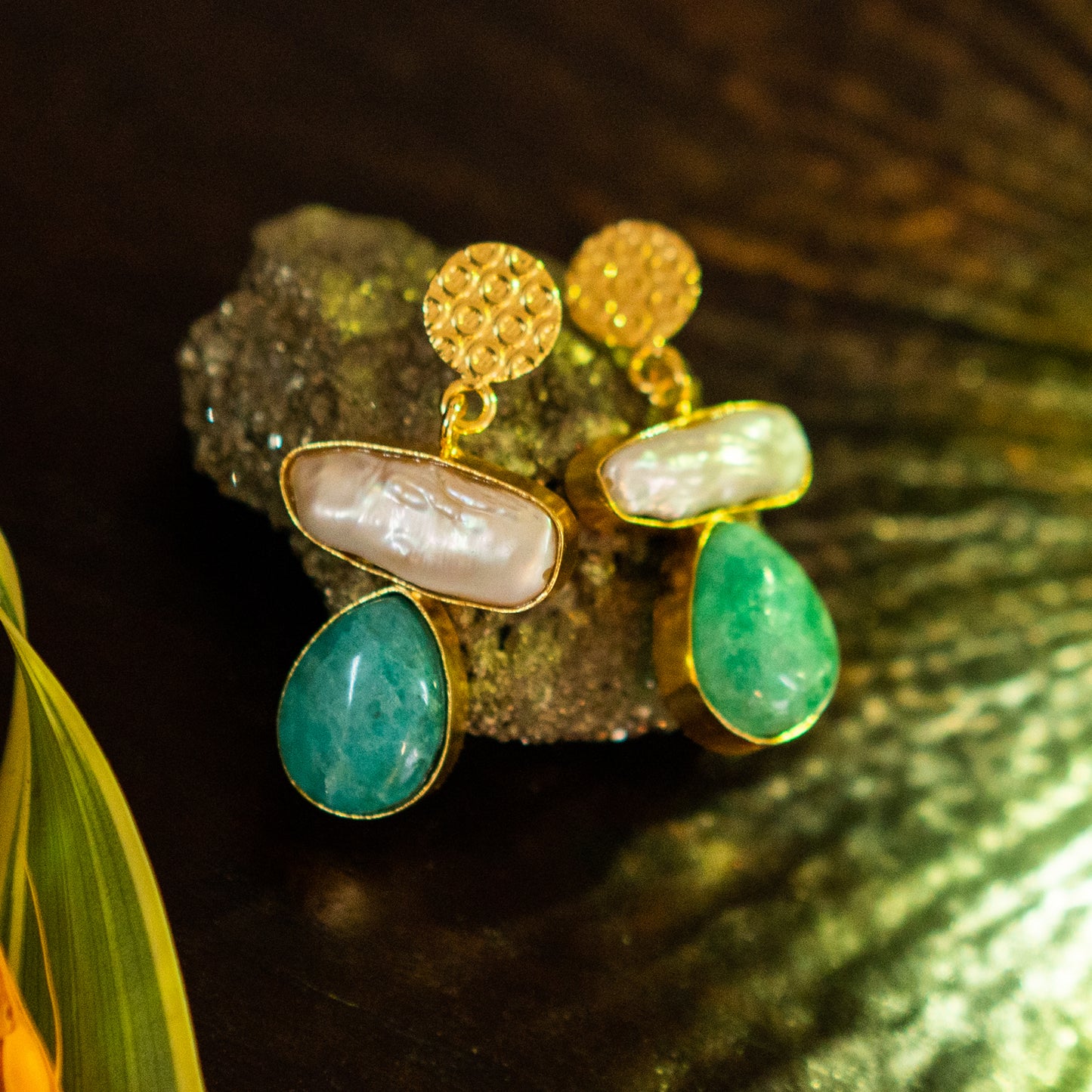 The Dewlight Charm Earring