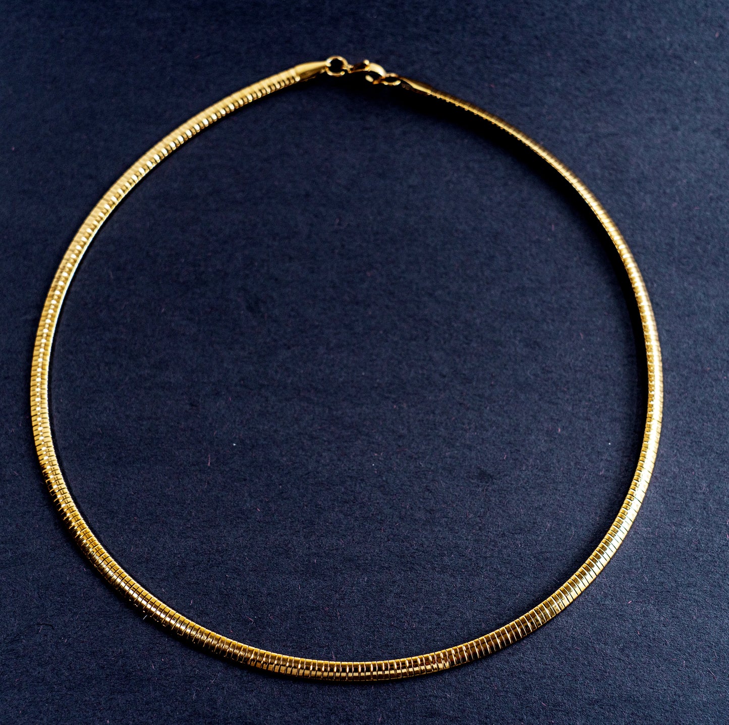 The Solis Flow Collar-Gold
