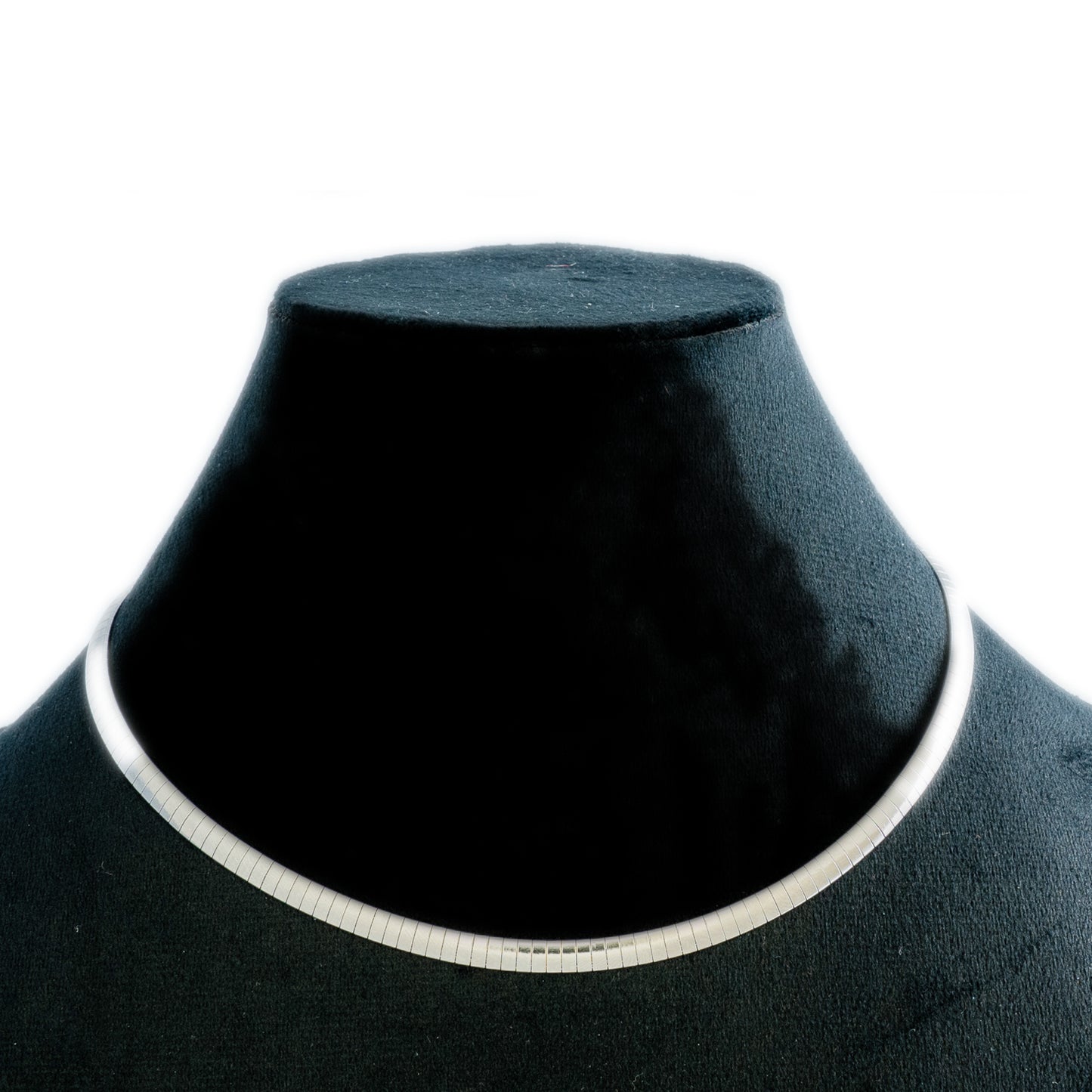 The Solis Flow Collar-Silver