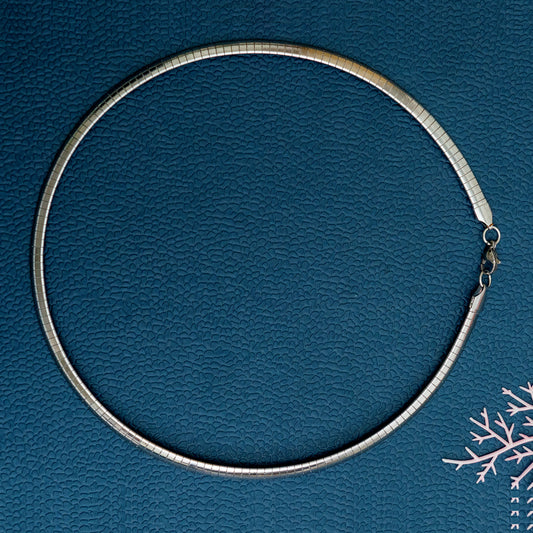 The Solis Flow Collar-Silver