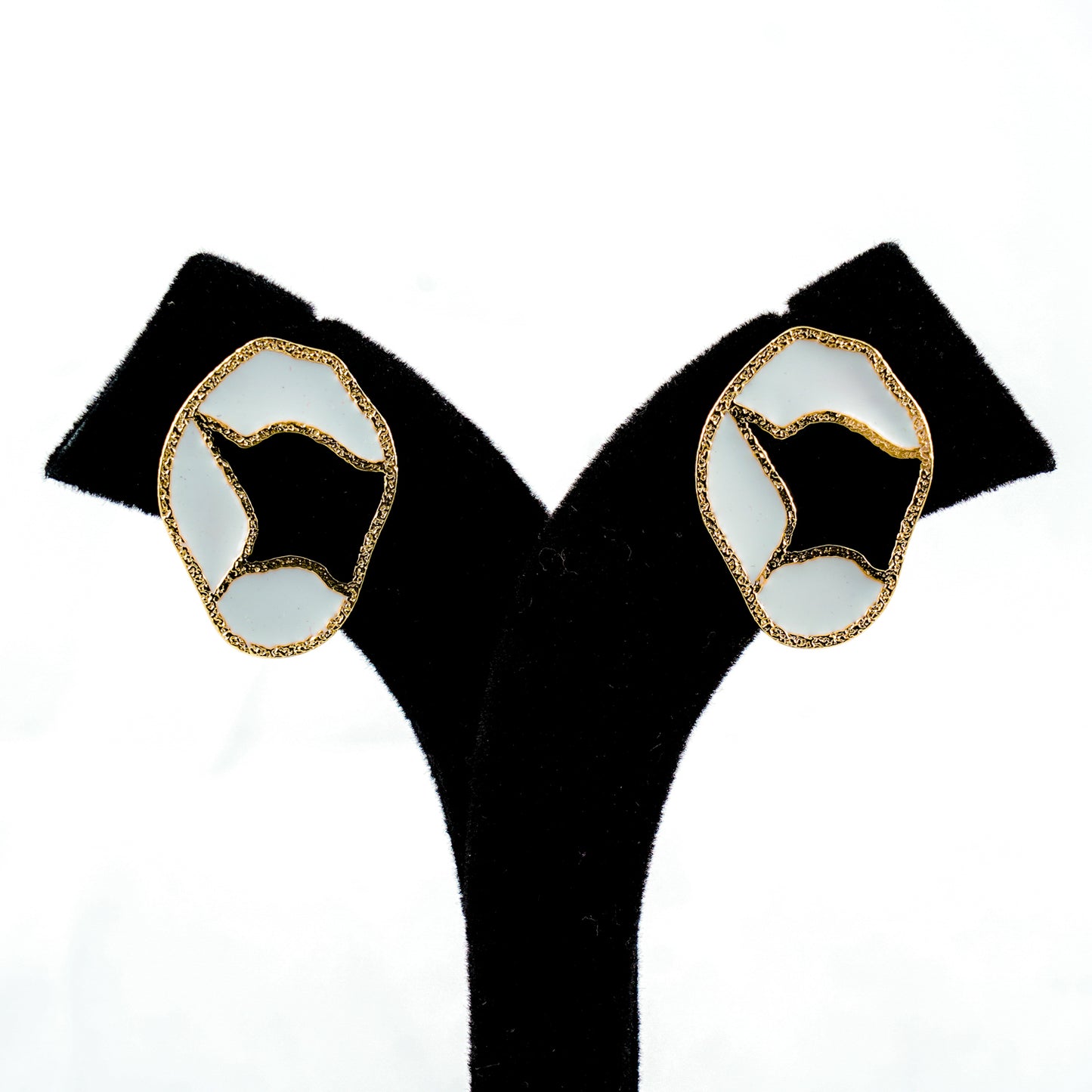 The Eclipse Shard Stud